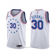 Maglia Philadelphia 76ers Furkan Korkmaz #30 Earned Bianco