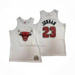 Maglia Chicago Bulls Michael Jordan No 23 Mitchell & Ness 1997-98 Bianco2