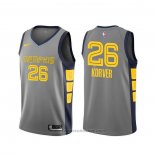 Maglia Memphis Grizzlies Kyle Korver #26 Citta Grigio