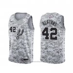 Maglia San Antonio Spurs Davis Bertans #42 Earned Camuffamento